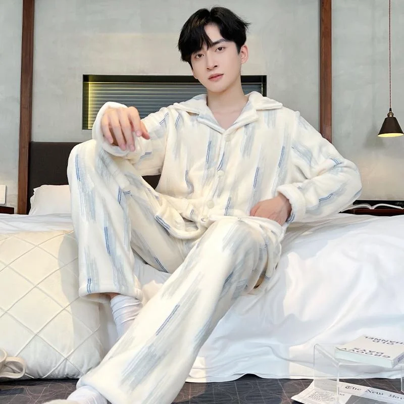Thiened Flannel Home Clothes Set for Men Simple Open Cardigan Coral Fce Spwear Youth Student Long Pants Autumn Winter 
Thiened Flannel Home Clothes Set for Men Simple Open Cardigan Coral Fce Spwear Youth Student Long Pants Autumn Winter