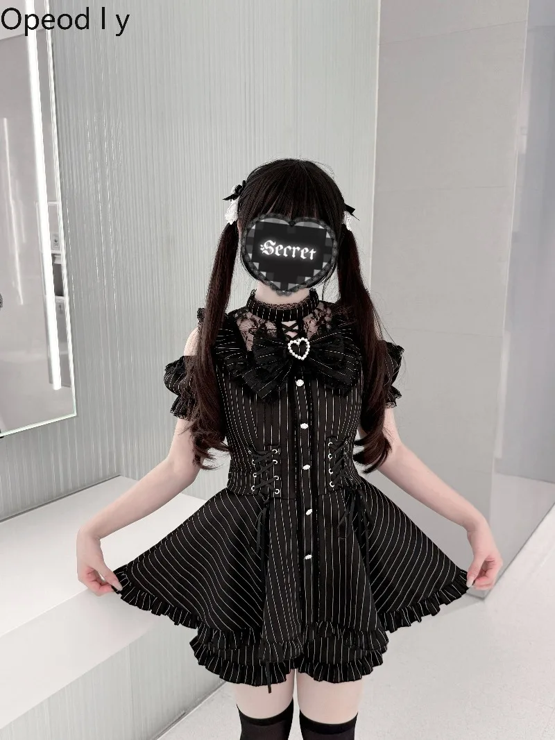 Original Design Japanese Mass-produced Subculture Suit Spring and Summer New Striped Fashion Short Slim Top Shorts Lolita 2pcs
Original Design Japanese Mass-produced Subculture Suit Spring and Summer New Striped Fashion Short Slim Top Shorts Lolita 2pcs