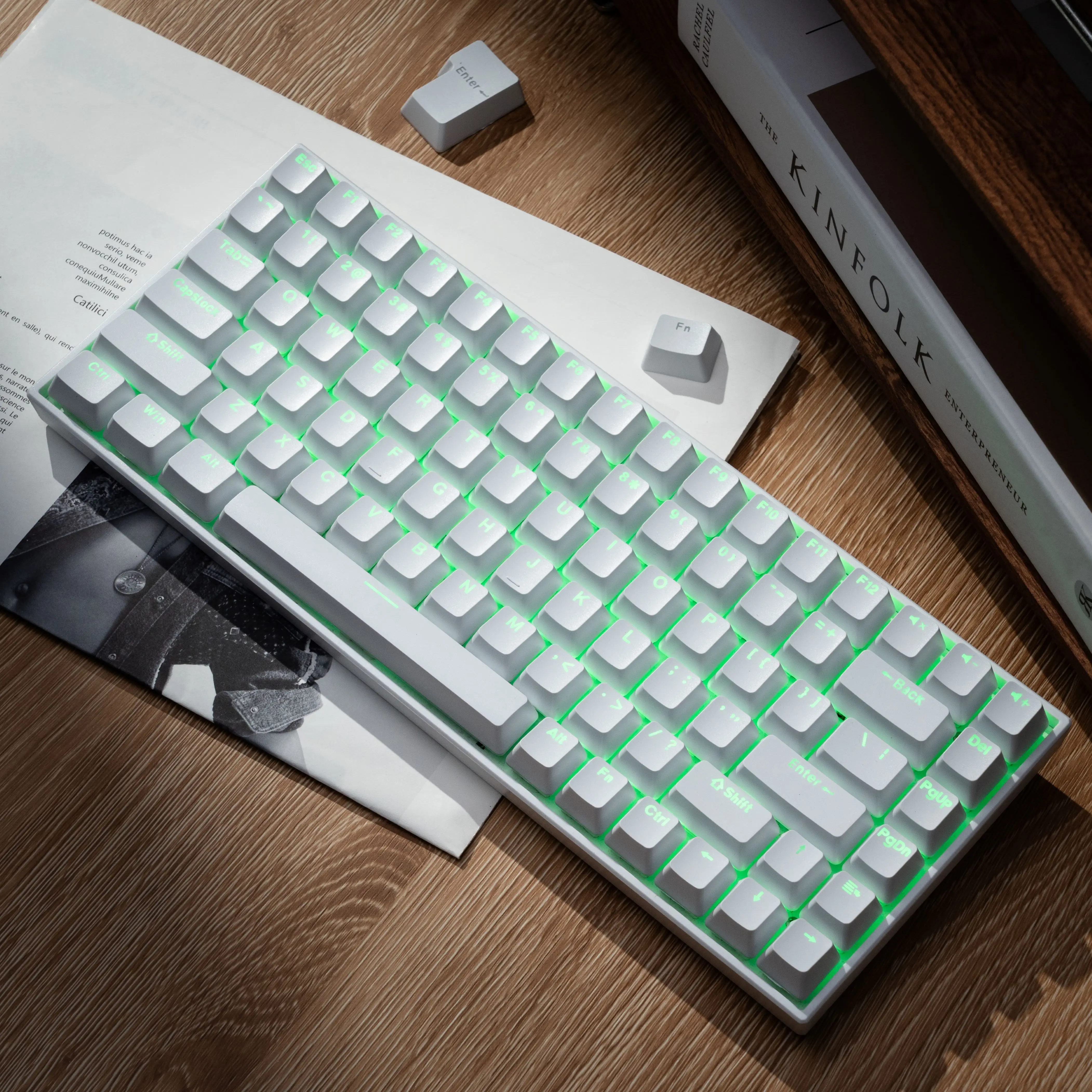 QBYI Shine Through Keycaps PBT Double Shot White Keycaps OEM Profile 131 Keys Black
QBYI Shine Through Keycaps PBT Double Shot White Keycaps OEM Profile 131 Keys Black