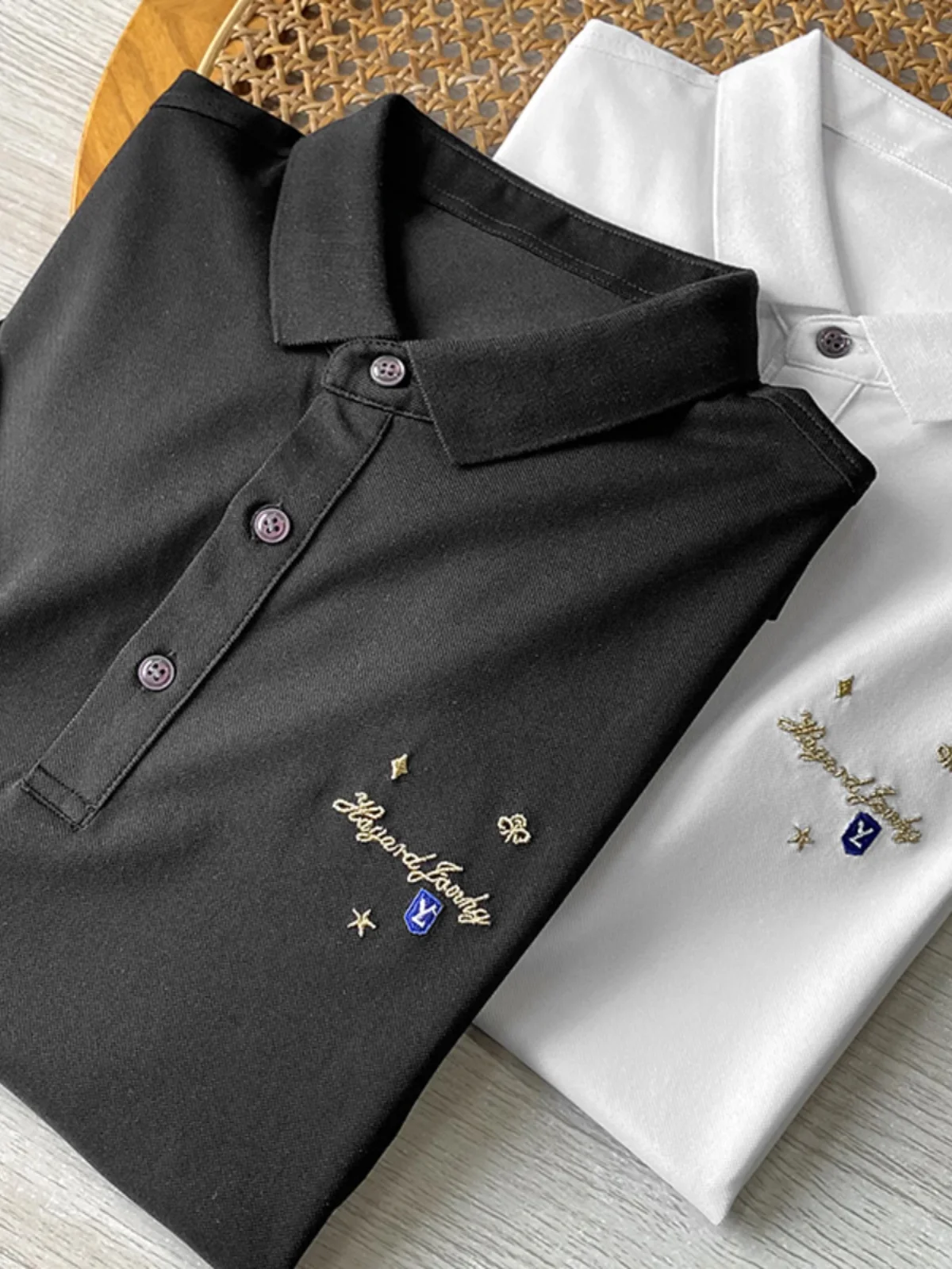 Gold Tead Embroidery irt ort Sve Busin Casual Turn-down Collar Men's Spring Summer Lightweight
Gold Tead Embroidery irt ort Sve Busin Casual Turn-down Collar Men's Spring Summer Lightweight