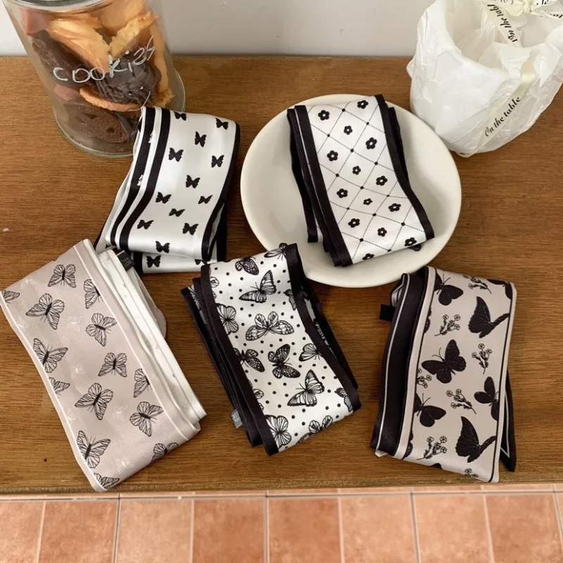 Vintage Black and White Spring Butterfly Printed Scarf Neck Scarf Long Strip Hair Tie Bag Binding Ribbon Decorative Accessory
Vintage Black and White Spring Butterfly Printed Scarf Neck Scarf Long Strip Hair Tie Bag Binding Ribbon Decorative Accessory