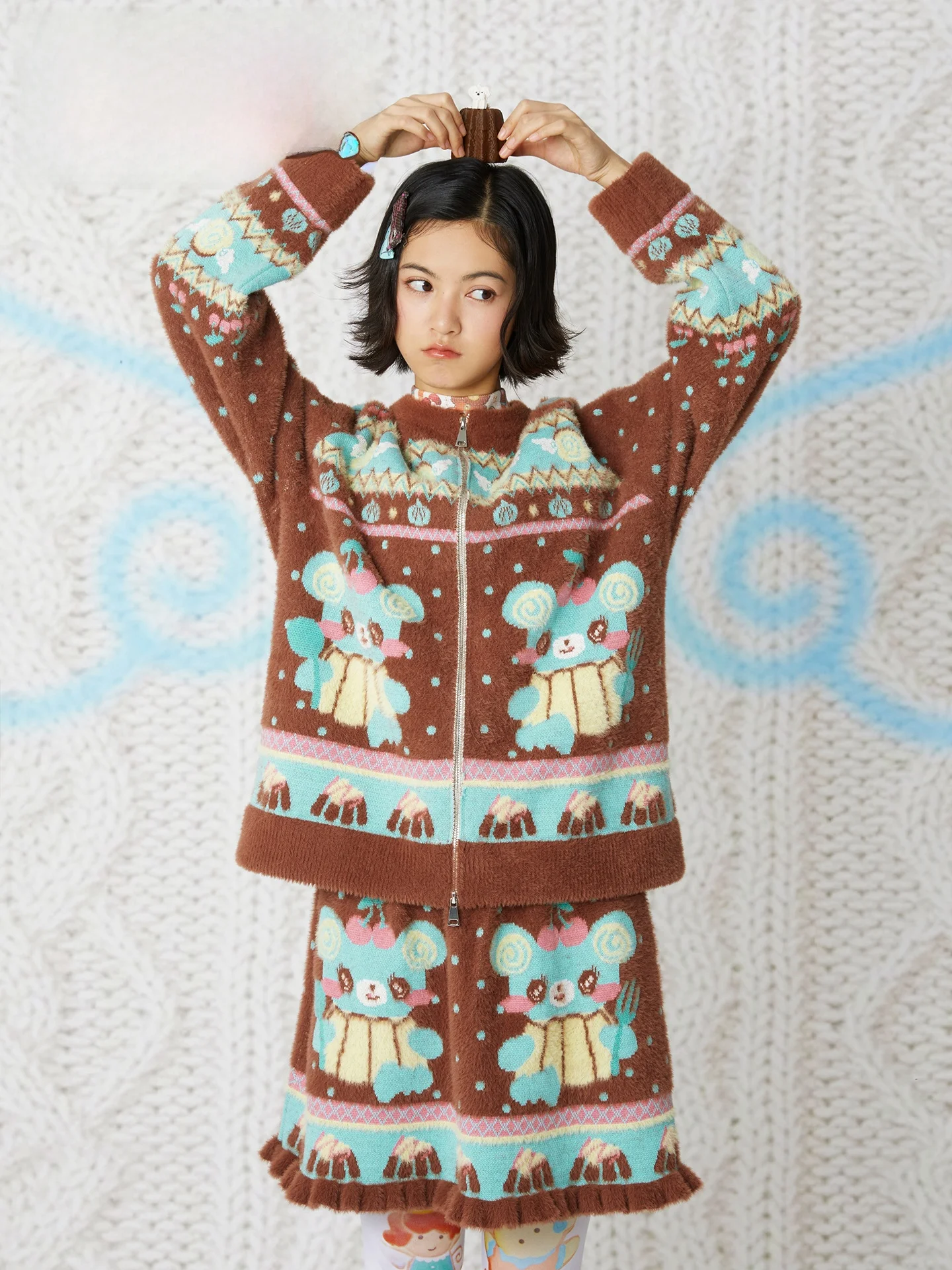 Оригинальный осенне-зимний вязаный свитер с медведем, комплект Angel Dert House Frufru op, женская свободная длинная толстовка с капюшоном све
Оригинальный осенне-зимний вязаный свитер с медведем, комплект Angel Dert House Frufru op, женская свободная длинная толстовка с капюшоном све