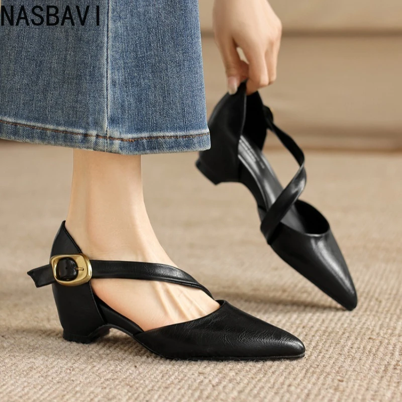 2026 Summer New High-heeled Sandals with Pointed Buckle Design for Casual Daily Wear, Sizes 33-43
2026 Summer New High-heeled Sandals with Pointed Buckle Design for Casual Daily Wear, Sizes 33-43