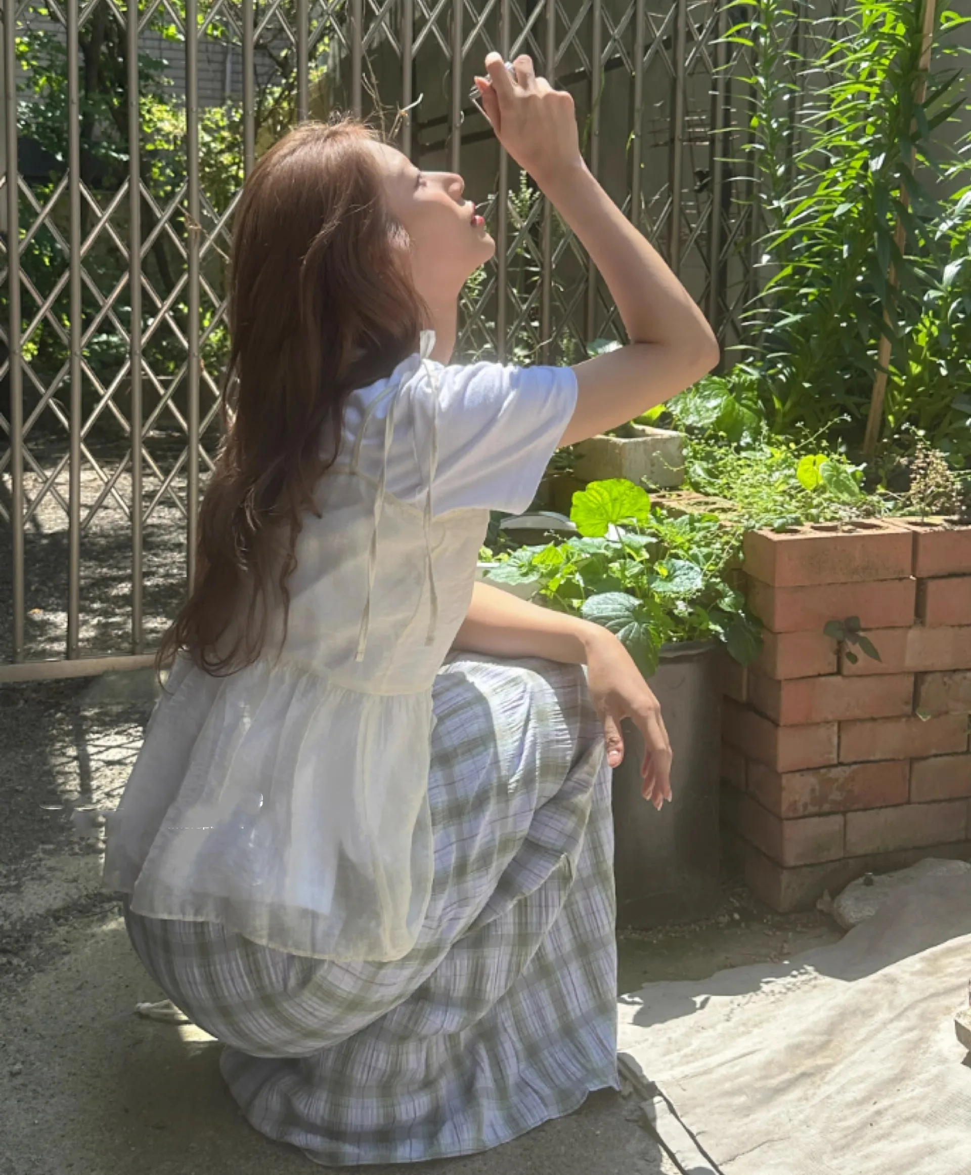 Корейская длинная юбка трапециевидной формы для женщин, милая плиссированная клетчатая юбка с высокой талией, летний сезон, другой материал
Корейская длинная юбка трапециевидной формы для женщин, милая плиссированная клетчатая юбка с высокой талией, летний сезон, другой материал