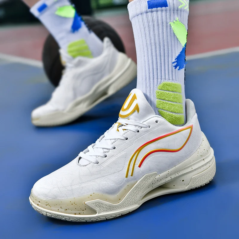 Men's spring new casual versatile youth lightweight sports running shock-absorbing fly woven mesh breathable dad shoes
Men's spring new casual versatile youth lightweight sports running shock-absorbing fly woven mesh breathable dad shoes