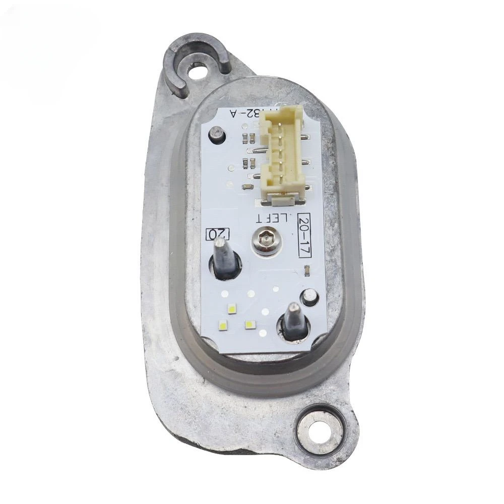 NEW Xenon Headlight DRL Daytime Running Light LED Module Control Module White OE 8V0998473 8V0998474 for A3 S3 2016 2017 2018
NEW Xenon Headlight DRL Daytime Running Light LED Module Control Module White OE 8V0998473 8V0998474 for A3 S3 2016 2017 2018