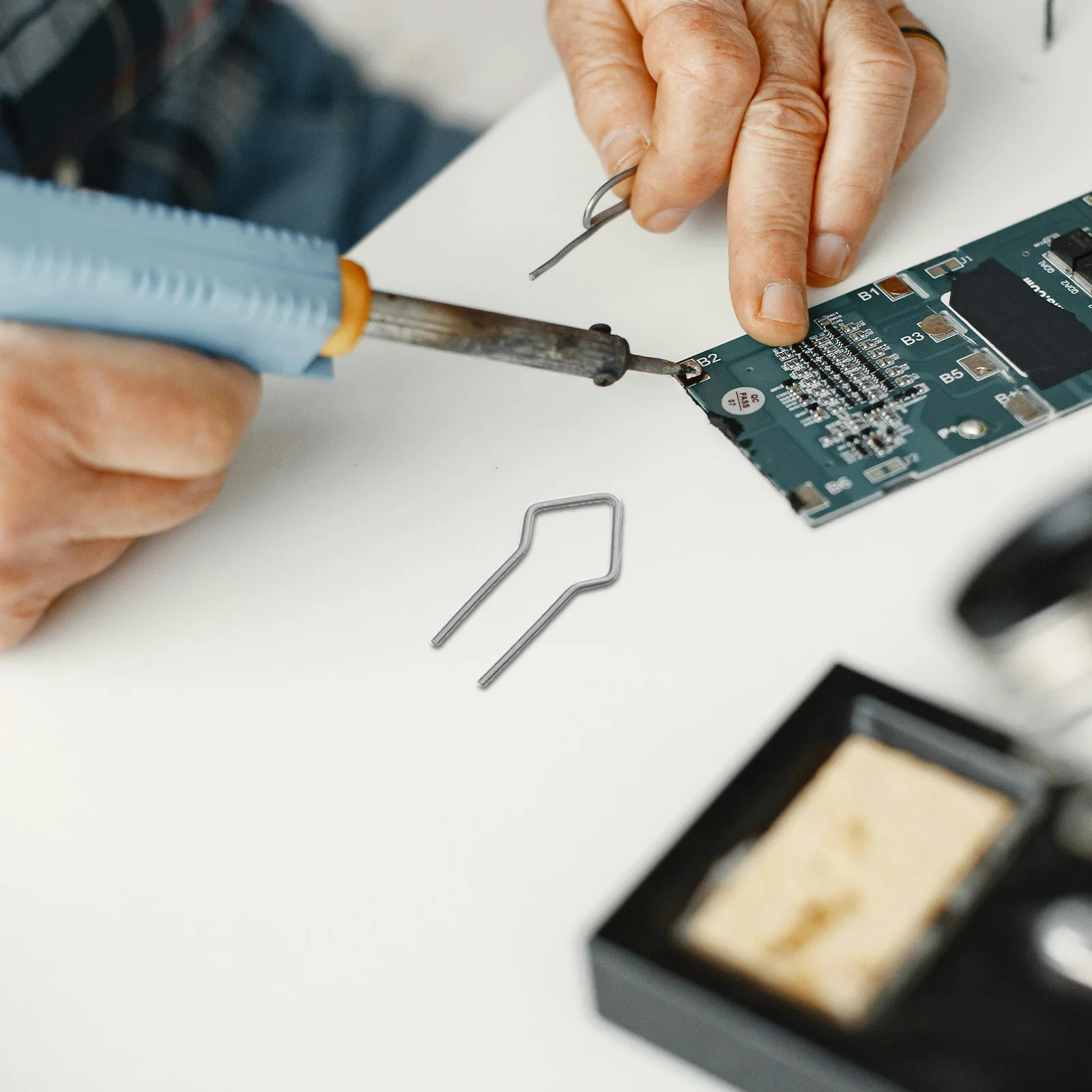 28Pcs Pyrography Wire Tips High Heat Resistant Replacement Soldering Iron Tips Wood Burning Pen Tool Kit Soldering Iron Tip Kit
28Pcs Pyrography Wire Tips High Heat Resistant Replacement Soldering Iron Tips Wood Burning Pen Tool Kit Soldering Iron Tip Kit