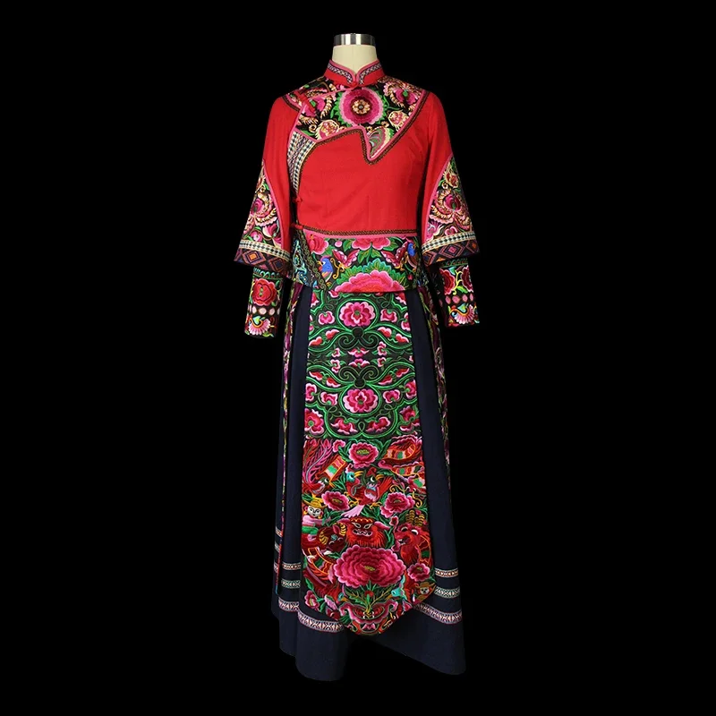 Chinese Costume Tujia Traditional Clothing Winter Embroidered Cotton Linen Festival Outfit Stage Performance Folk Dance
Chinese Costume Tujia Traditional Clothing Winter Embroidered Cotton Linen Festival Outfit Stage Performance Folk Dance
