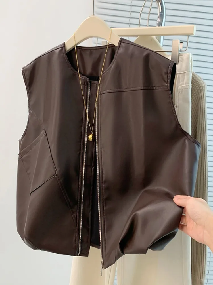 Женский жилет из искусственной кожи цвета карамели на молнии, утепленный, для повседневной носки, средней толщины, производство Китай
Женский жилет из искусственной кожи цвета карамели на молнии, утепленный, для повседневной носки, средней толщины, производство Китай