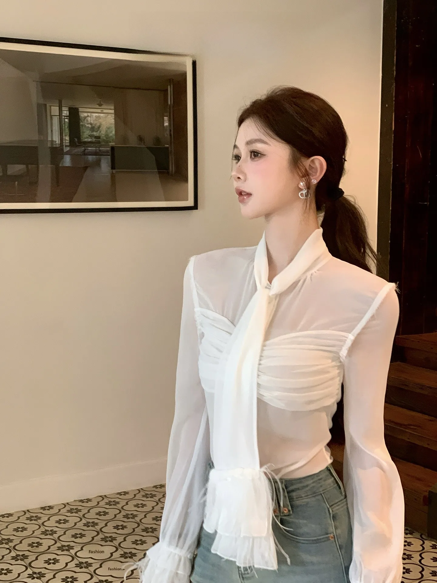 AZZHEN Раннеосенняя белая шифоновая блузка с длинным рукавом для женщин, тонкая, полупрозрачная, дышащая, приятная к коже
AZZHEN Раннеосенняя белая шифоновая блузка с длинным рукавом для женщин, тонкая, полупрозрачная, дышащая, приятная к коже