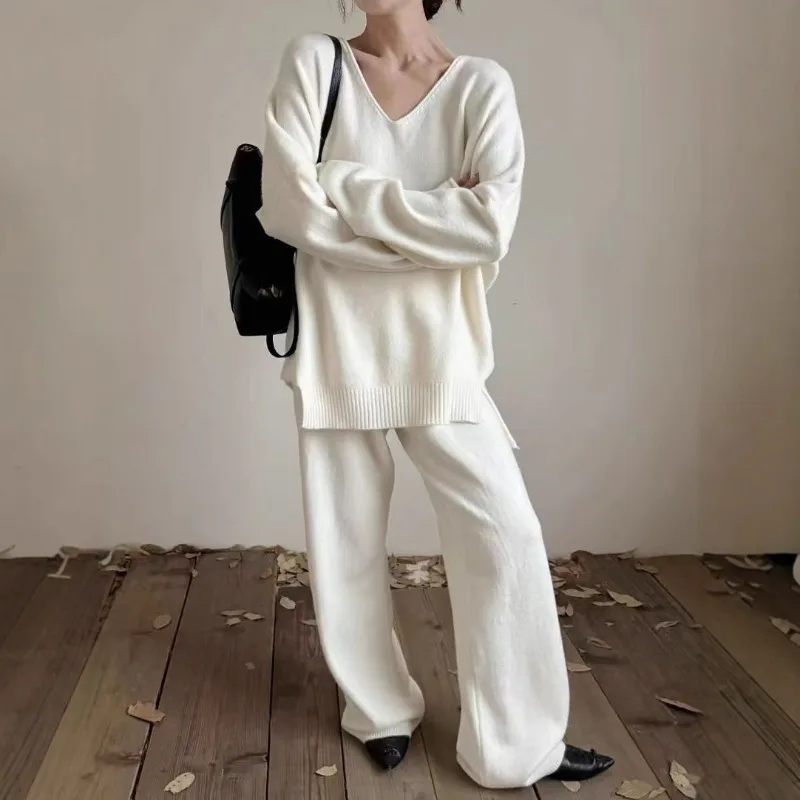 Европейские свободные брюки большого размера с прямыми штанинами, комплект из двух предметов для женщин, верхняя одежда, новый вязаный свитер с v-образным вырезом и тонким прядием
Европейские свободные брюки большого размера с прямыми штанинами, комплект из двух предметов для женщин, верхняя одежда, новый вязаный свитер с v-образным вырезом и тонким прядием