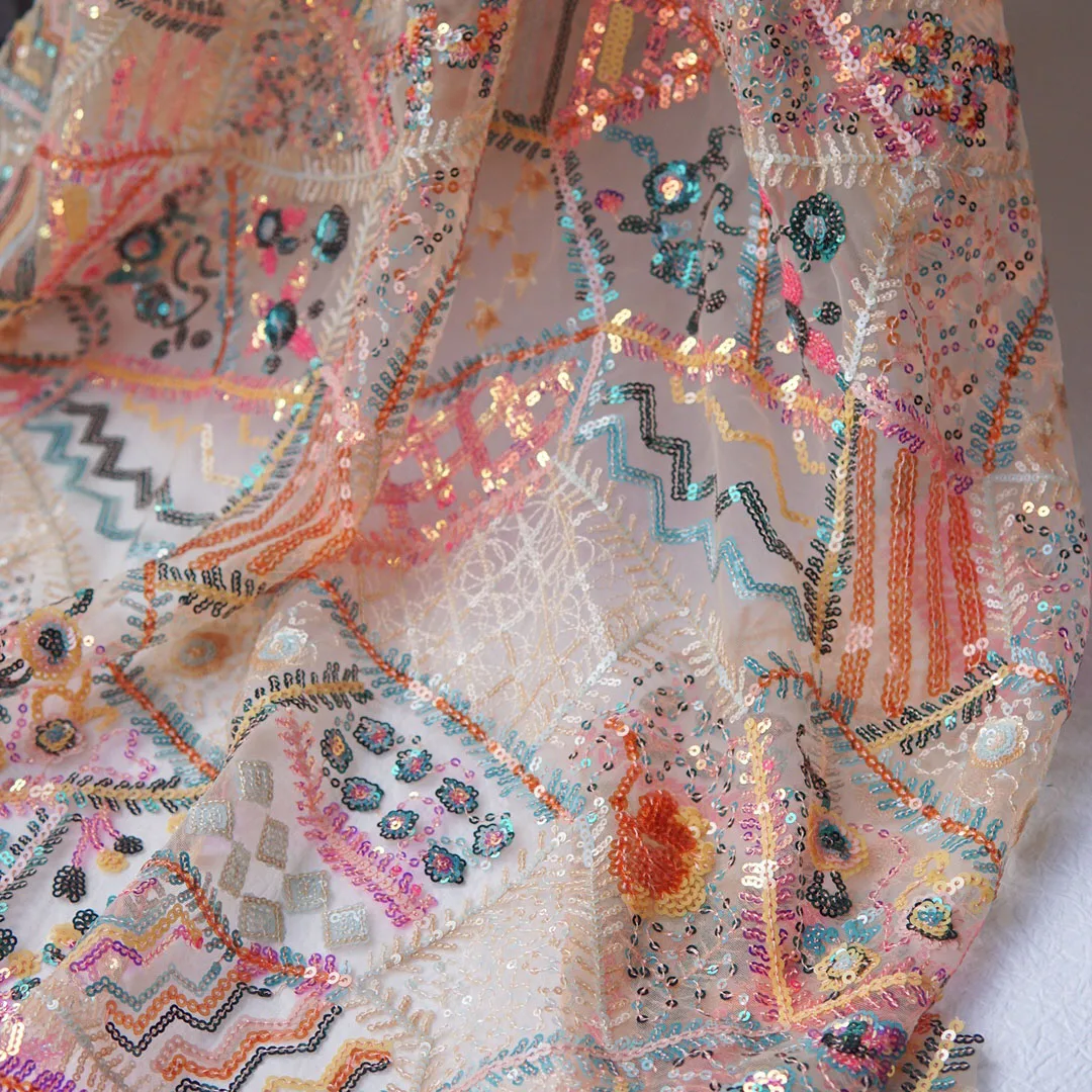 1 ярд геометрического цвета с блестками, французская вышивка, жаккардовая ткань, дизайнерское свадебное платье по индивидуальному заказу, ткани Cheongsam для шитья 
1 ярд геометрического цвета с блестками, французская вышивка, жаккардовая ткань, дизайнерское свадебное платье по индивидуальному заказу, ткани Cheongsam для шитья