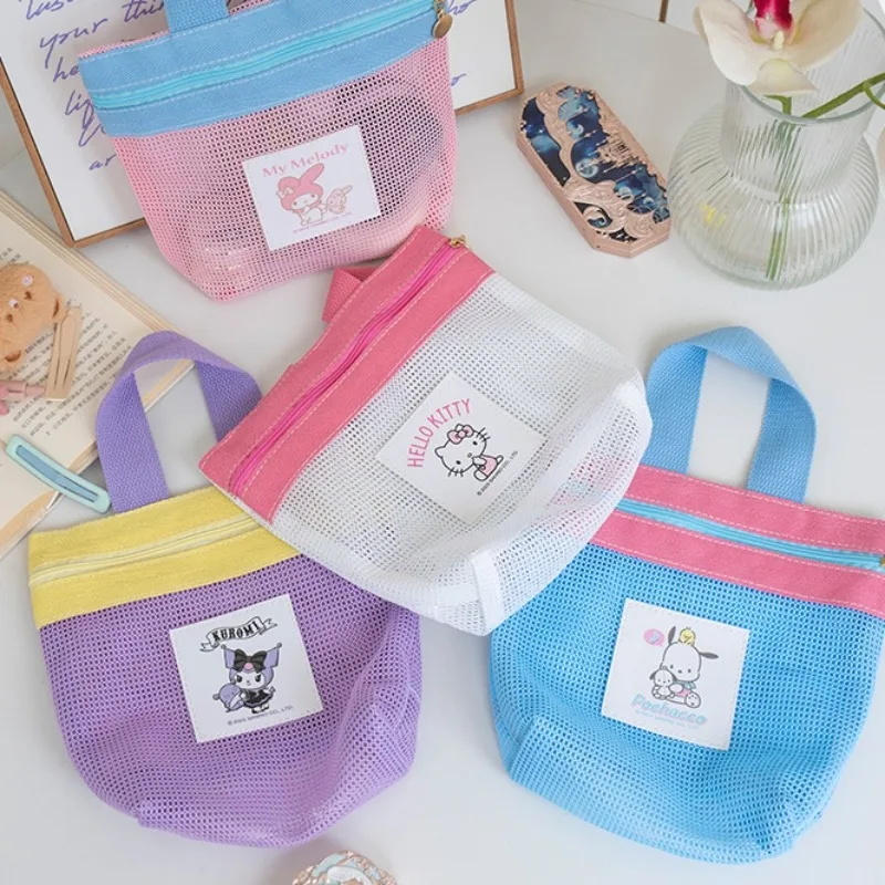 Kawaii Kuromi Pochacco сетчатая сумка аниме Kitty My Melody большая вместительная косметичка портативная дорожная пляжная сумка для хранения плавания
Kawaii Kuromi Pochacco сетчатая сумка аниме Kitty My Melody большая вместительная косметичка портативная дорожная пляжная сумка для хранения плавания