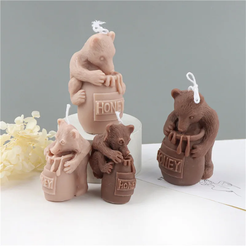 Honeypot Bear Candle Silicone Mold DIY Handmade Aromatherapy Cake Chocolate Soap Resin Candle Plaster Gift Home Decoration Mold
Honeypot Bear Candle Silicone Mold DIY Handmade Aromatherapy Cake Chocolate Soap Resin Candle Plaster Gift Home Decoration Mold