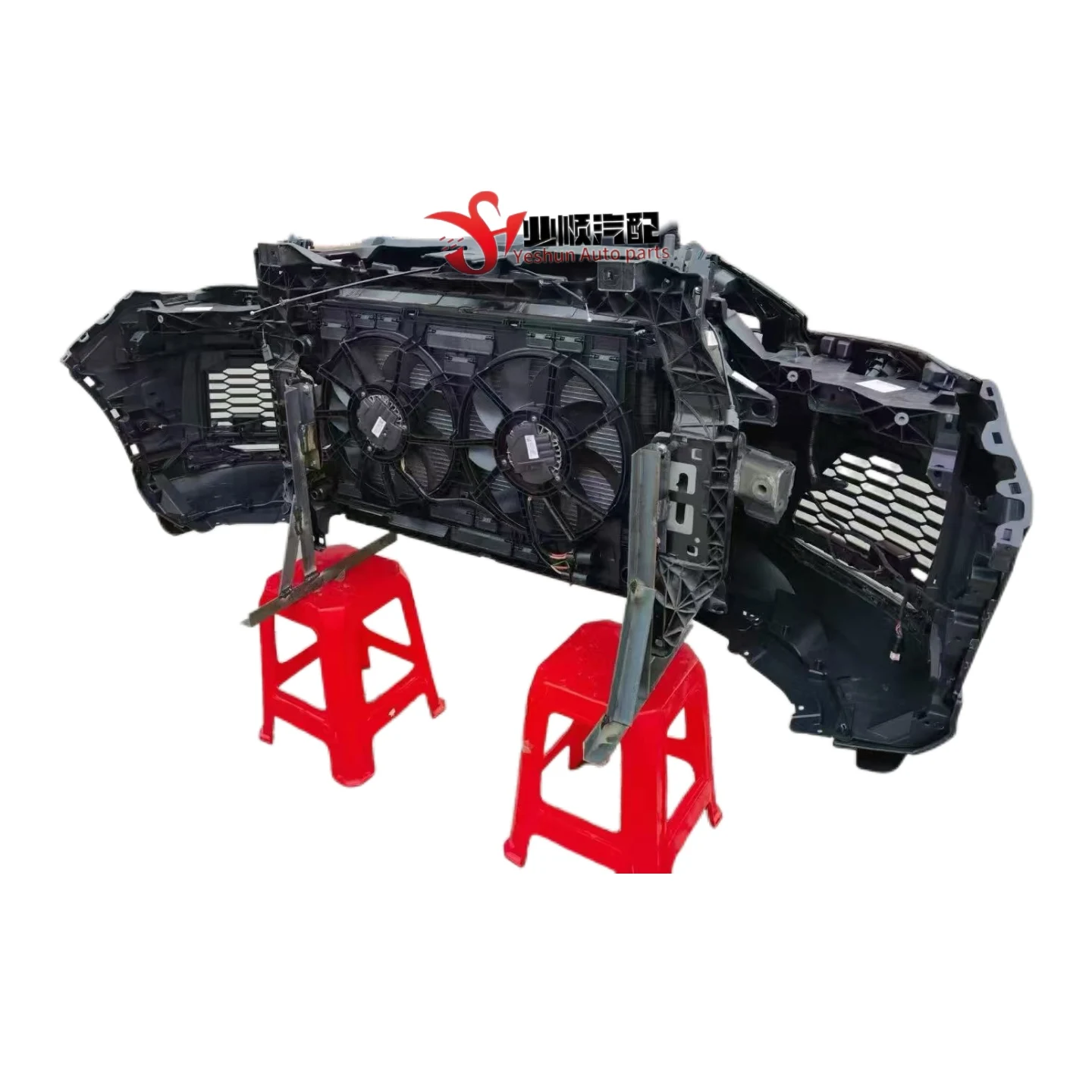 Q7 High Quality Original Front Bumper Headlights With Radiator Assembly Auto Body Kit
Q7 High Quality Original Front Bumper Headlights With Radiator Assembly Auto Body Kit