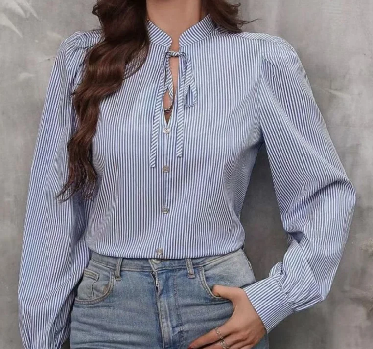 Korean Popular Clothes 2025 Sexy Elegant Blue Retro Striped Shirt Long Sleeved New Design Versatile Shirt Trend Niche Loose Top
Korean Popular Clothes 2025 Sexy Elegant Blue Retro Striped Shirt Long Sleeved New Design Versatile Shirt Trend Niche Loose Top