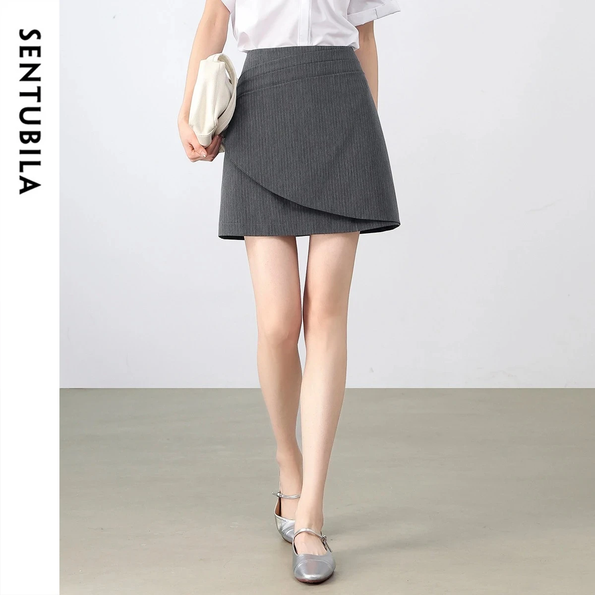 SENTUBILA Women's Gray Simple Mini Skirt 2026 Summer Fashion Striped Textured Irregular Ruched Design Office Skirt 152QE0013
SENTUBILA Women's Gray Simple Mini Skirt 2026 Summer Fashion Striped Textured Irregular Ruched Design Office Skirt 152QE0013