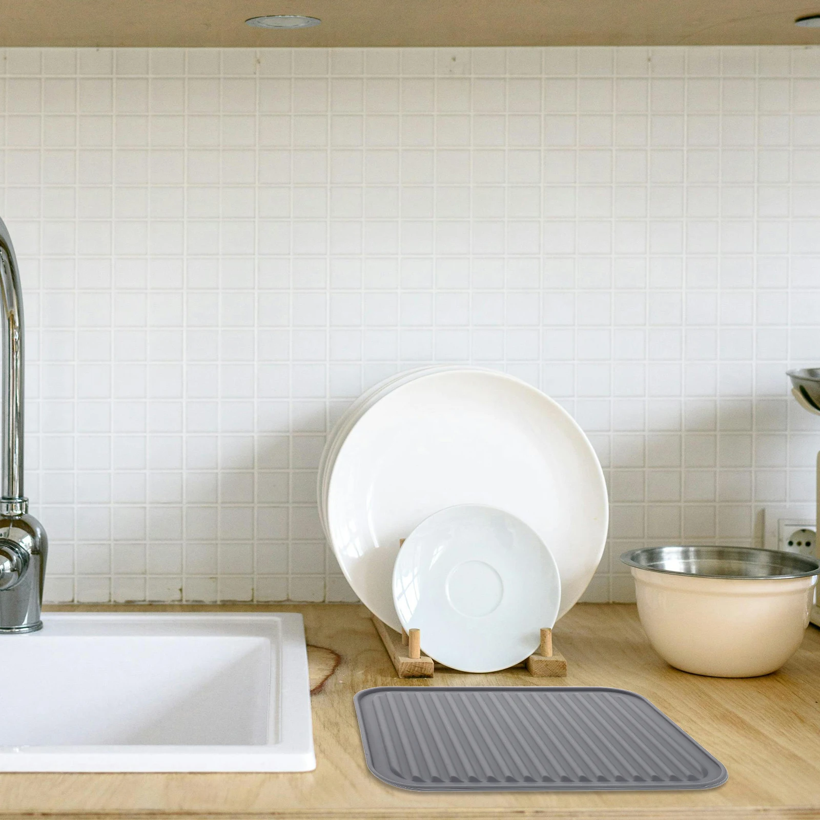 GRIRIW 2Pcs Silicone Kitchen Mat Non Heat Resistant Drying Pad for Sink Dish Drain Use
GRIRIW 2Pcs Silicone Kitchen Mat Non Heat Resistant Drying Pad for Sink Dish Drain Use