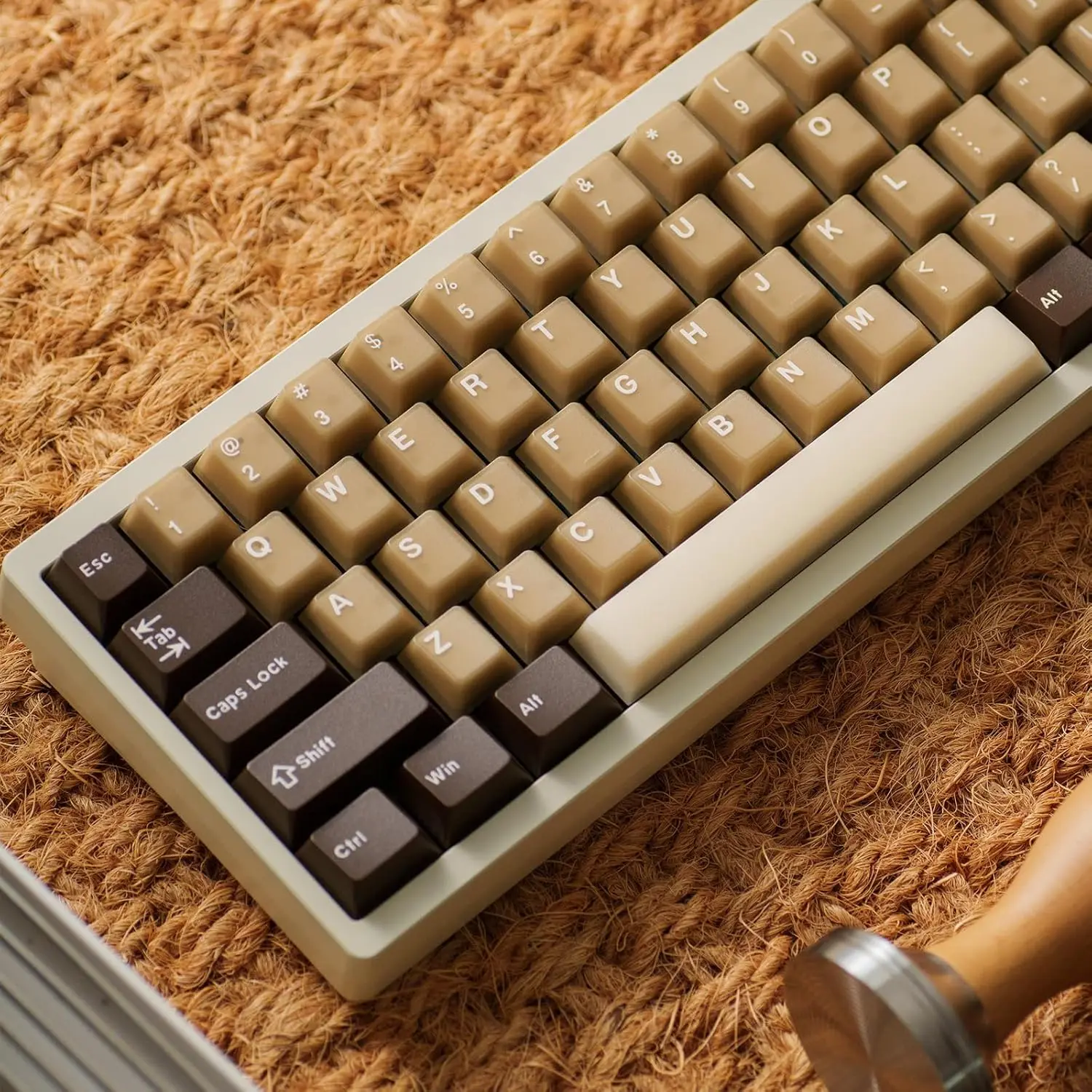 PBT Keycaps Minimalist Brown Keycaps 164 Key Custom Cherry Profile Keycap Set Dye Sublimation Cute Coffee Key Cap for 60% 65%