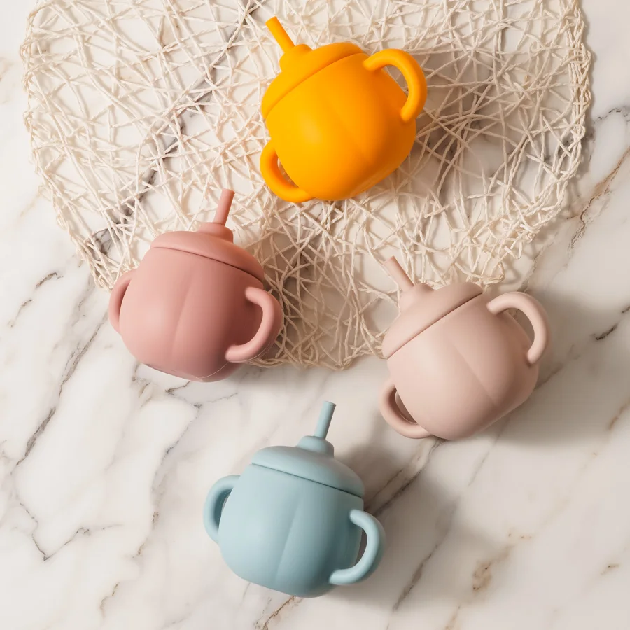 1PCS Baby Silicone Straw Cup BPA Free Portable Storage Snack Container Feeding Cup Kids Learning Drink Cup Water Bottle
1PCS Baby Silicone Straw Cup BPA Free Portable Storage Snack Container Feeding Cup Kids Learning Drink Cup Water Bottle