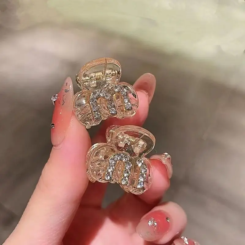 2PCS New Acrylic Rhinestone Bangs Side Hair Pins Forehead Clip Shiny Headdress HairClips Grab Women Girls Hair Style Accessories
2PCS New Acrylic Rhinestone Bangs Side Hair Pins Forehead Clip Shiny Headdress HairClips Grab Women Girls Hair Style Accessories