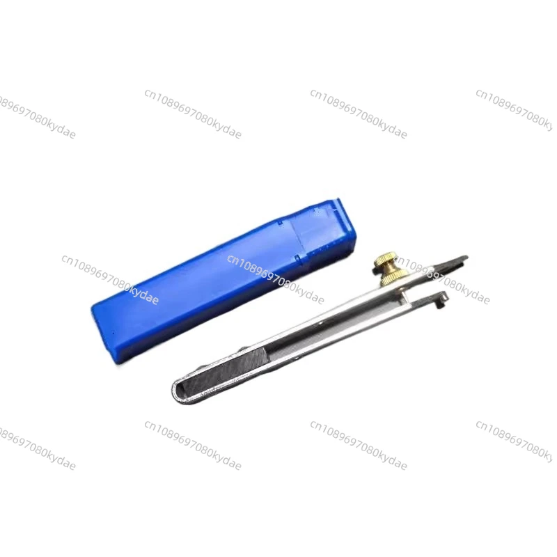 PVC Plastic Floor Marker Line Drawing Floor Compass Notch Marker Vinyl Floor Installation Tool
PVC Plastic Floor Marker Line Drawing Floor Compass Notch Marker Vinyl Floor Installation Tool