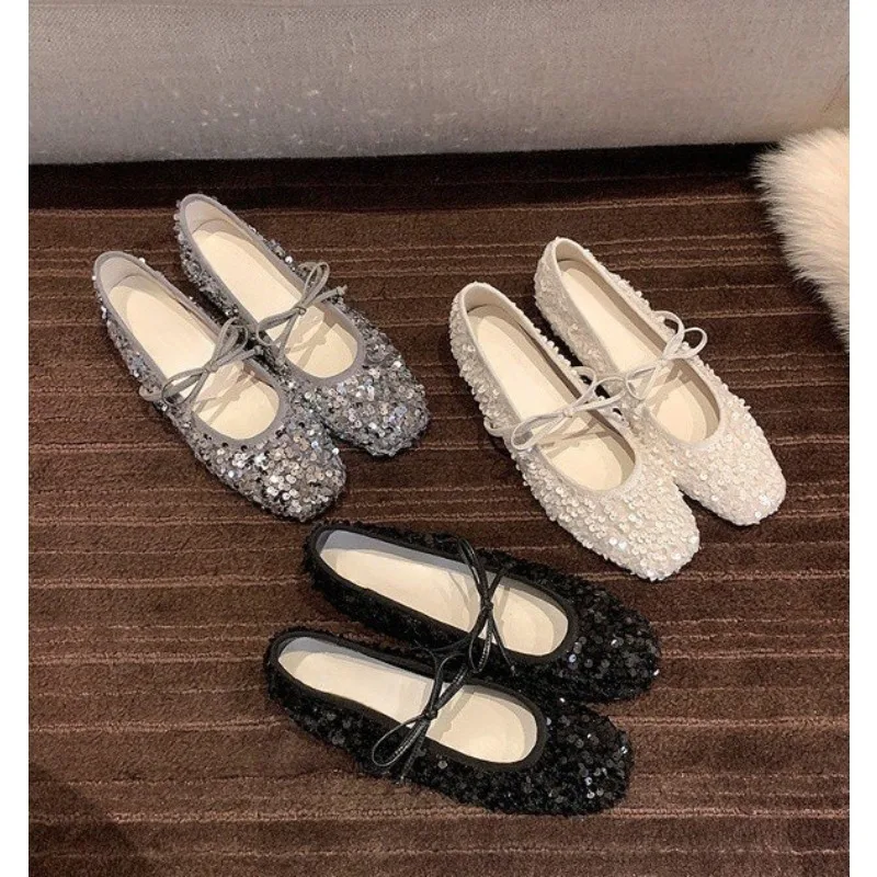 Designer Glitter Women Ballet Loafer Shoes Fashion Shallow Slip on Flats Ladies Comfort Spring Autumn Concise Zapatos De Mujer
Designer Glitter Women Ballet Loafer Shoes Fashion Shallow Slip on Flats Ladies Comfort Spring Autumn Concise Zapatos De Mujer