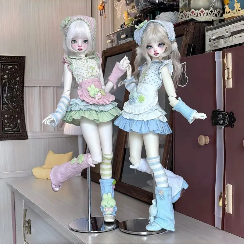 BJD doll clothes - suitable for 1/4 1/6 Blythe size. Strawberry Clover set of maid outfits Doll accessories
BJD doll clothes - suitable for 1/4 1/6 Blythe size. Strawberry Clover set of maid outfits Doll accessories