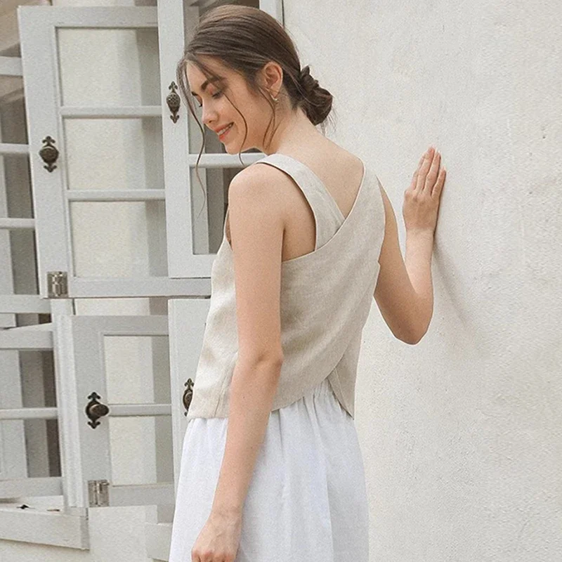 100% Linen Women's Sleeveless Tank Top Summer New Backless Tops French Retro Cotton And Linen Bottoming T-Shirts
100% Linen Women's Sleeveless Tank Top Summer New Backless Tops French Retro Cotton And Linen Bottoming T-Shirts
