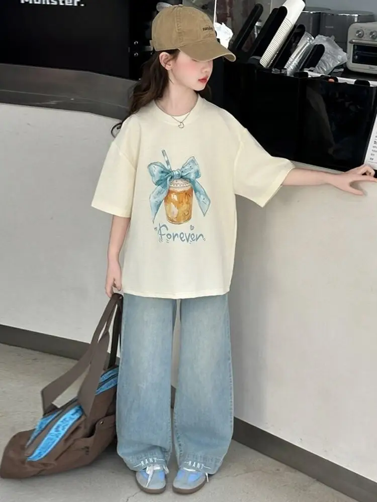 Girls Summer Short Sleeve T-Shirt Jeans Casual Two-Piece Set Fashionable Little Girl Cotton Clothing School Uniform Alternative
Girls Summer Short Sleeve T-Shirt Jeans Casual Two-Piece Set Fashionable Little Girl Cotton Clothing School Uniform Alternative
