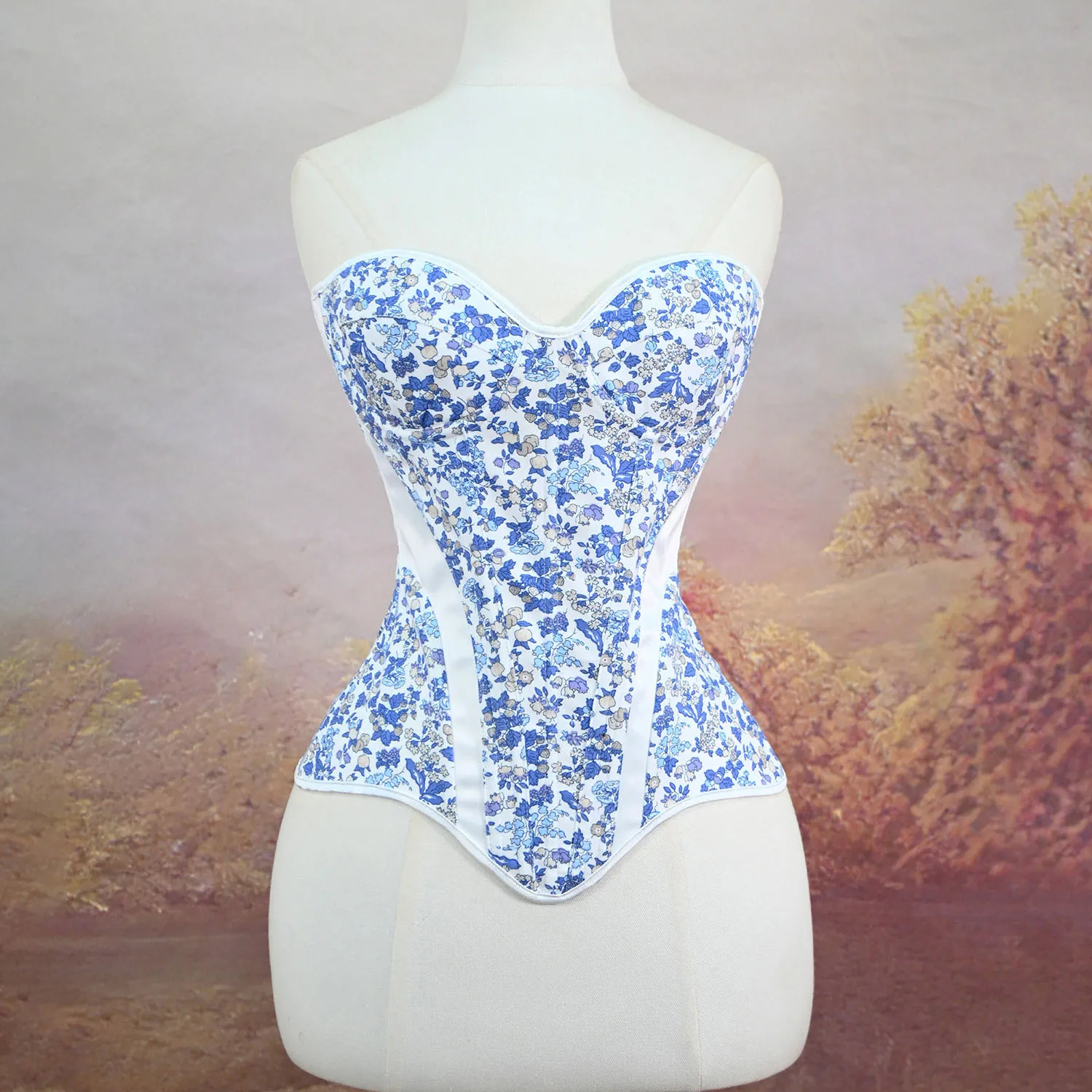 Blue Flower Women's Hourglass Corset with Cups Bodysuit Elegant Floral Lingerie for Curvy Figures
Blue Flower Women's Hourglass Corset with Cups Bodysuit Elegant Floral Lingerie for Curvy Figures