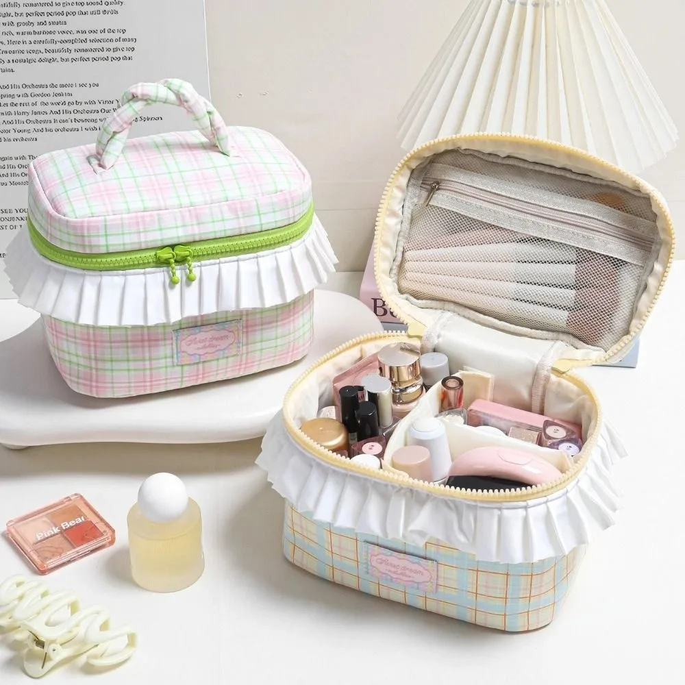 Fashion Dopamine Color Portable Cosmetic Bag Kawaii Zipper Handheld Cosmetic Case Organizer Case Square Toiletry Bag Travel
Fashion Dopamine Color Portable Cosmetic Bag Kawaii Zipper Handheld Cosmetic Case Organizer Case Square Toiletry Bag Travel