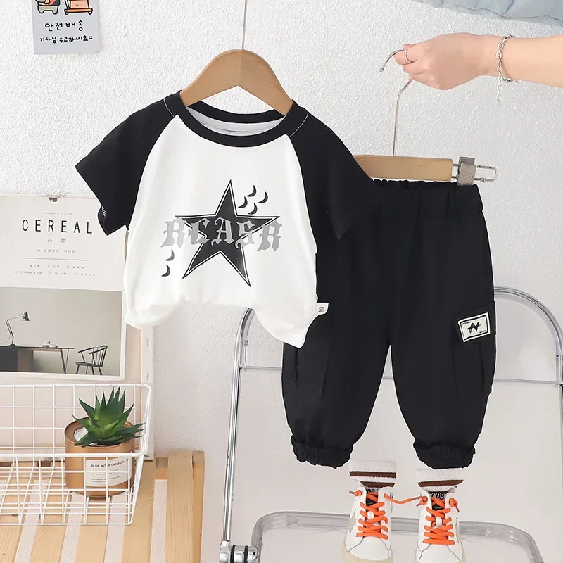 New Summer Fashion Baby Clothes Suit Children Girls T-Shirt Pants 2Pcs/Sets Kids Boys Clothing Infant Casual Cotton Costume
New Summer Fashion Baby Clothes Suit Children Girls T-Shirt Pants 2Pcs/Sets Kids Boys Clothing Infant Casual Cotton Costume