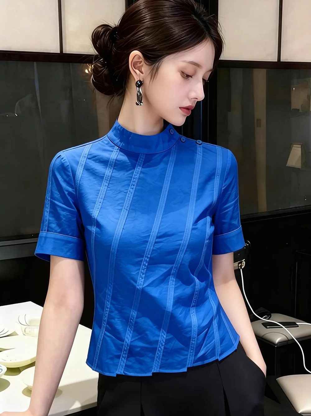 Ladies' Lazy Anti-Aging Short Sleeve T-Shirt Korean Style Stand Collar Striped Unique Design Top for Summer 2026
Ladies' Lazy Anti-Aging Short Sleeve T-Shirt Korean Style Stand Collar Striped Unique Design Top for Summer 2026