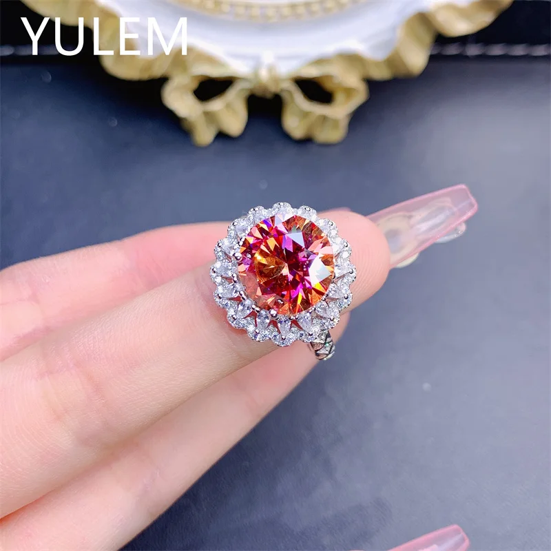 Real 5ct Orange Moissanite Diamon Woman Ring with 925 Silver Can Pass The Test with GRA
Real 5ct Orange Moissanite Diamon Woman Ring with 925 Silver Can Pass The Test with GRA