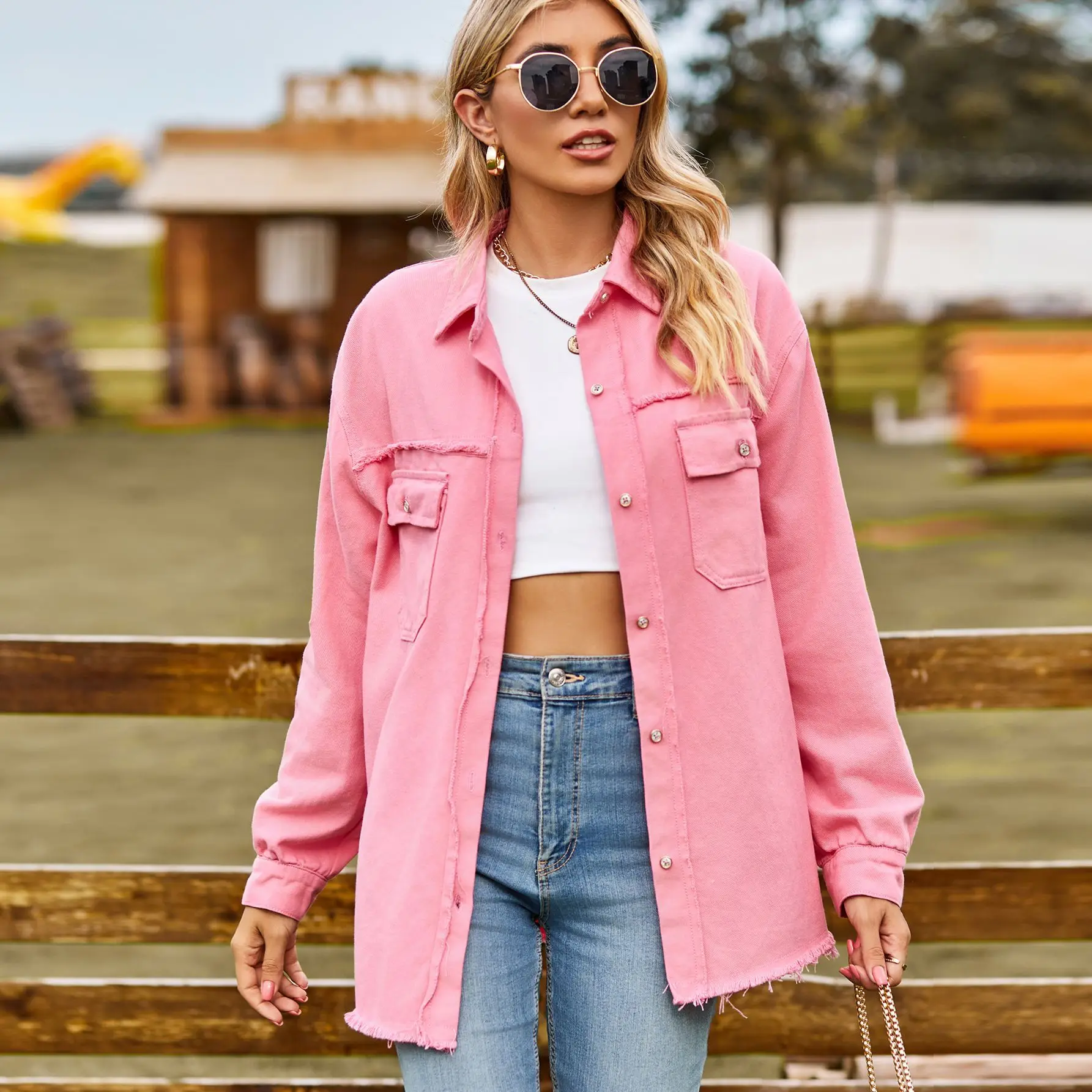 Autumn Denim Coats Jackets Female Chic Loose Streetwear Denim Outwear Y2K Rough Edge Washed Fringed Top Casual Shirt Women
Autumn Denim Coats Jackets Female Chic Loose Streetwear Denim Outwear Y2K Rough Edge Washed Fringed Top Casual Shirt Women