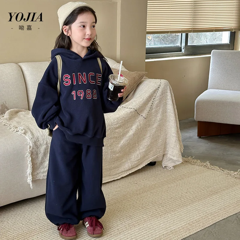 Girls Winter Suits 2024 New Fashion Children Clothing Fleece and Fleece Thickened Two-piece Set Clothes Korean Simple Style
Girls Winter Suits 2024 New Fashion Children Clothing Fleece and Fleece Thickened Two-piece Set Clothes Korean Simple Style
