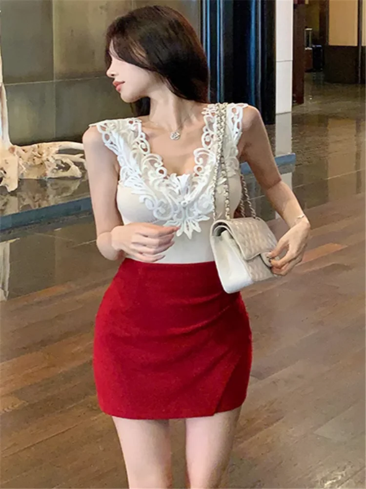 Elegant Women OL 2 Pieces Work Dress Sets Lace Patchwork V Neck Tank Top&High Waist Red Mini Pencil Skirt Chic Two Pieces Suits
Elegant Women OL 2 Pieces Work Dress Sets Lace Patchwork V Neck Tank Top&High Waist Red Mini Pencil Skirt Chic Two Pieces Suits