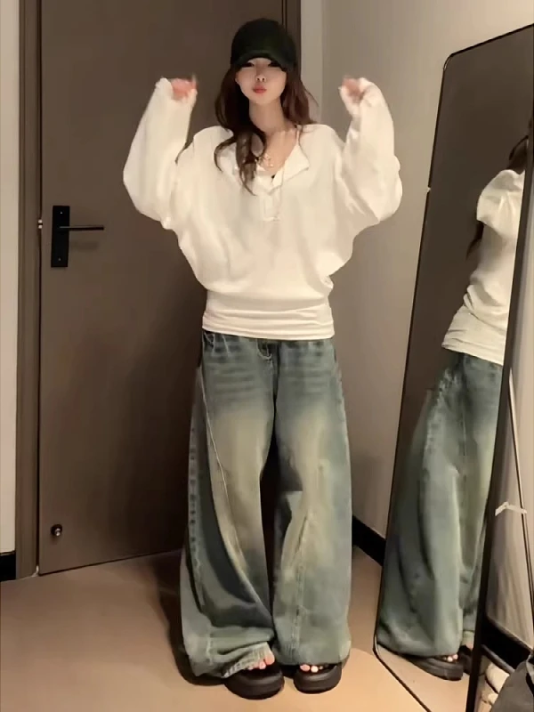 Spring 2026 Lazy Style V-Neck Long Sleeve T-Shirt plus Size Women's Slimming Design Color Waist-Cinching Top Trendy
Spring 2026 Lazy Style V-Neck Long Sleeve T-Shirt plus Size Women's Slimming Design Color Waist-Cinching Top Trendy