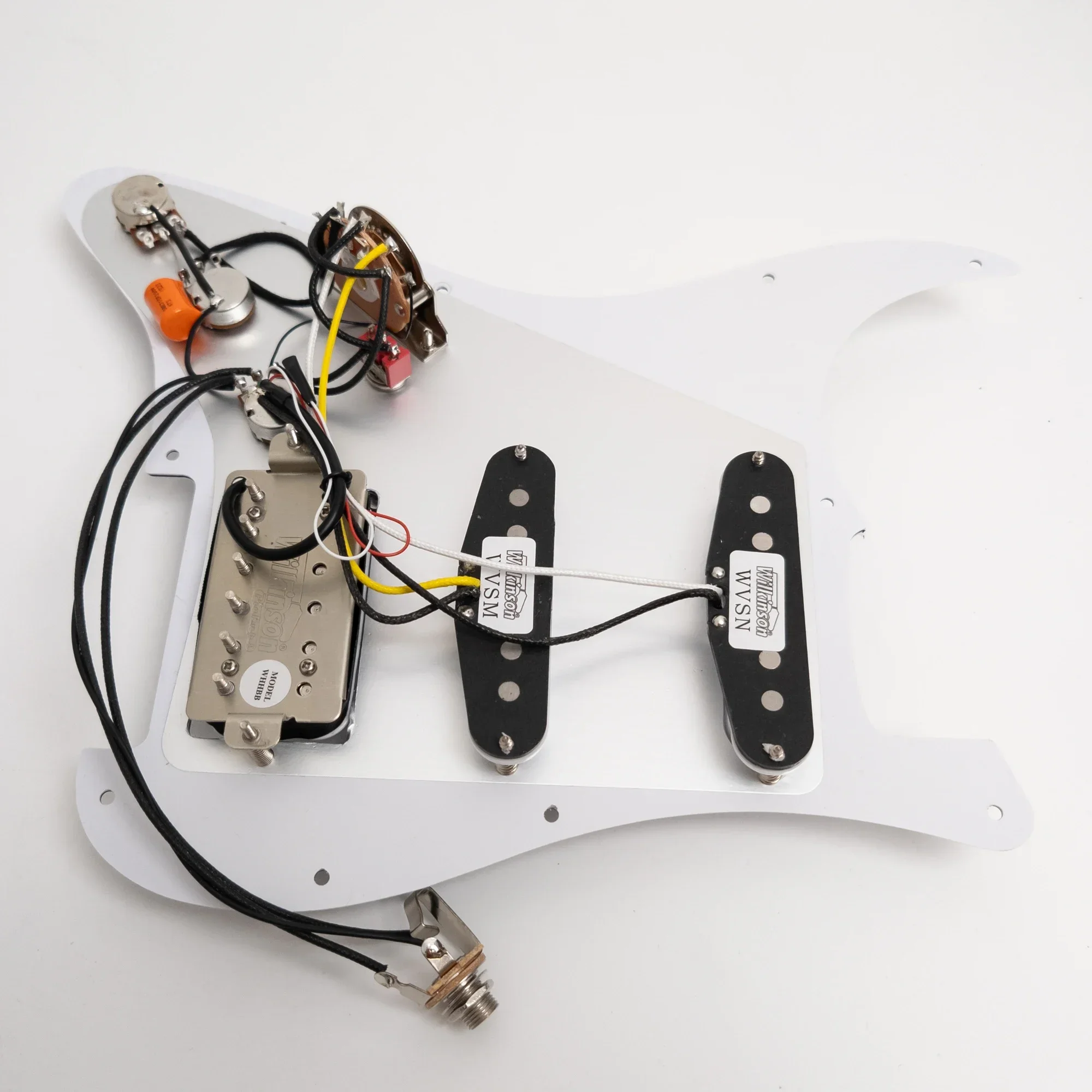 Guitar Prewired Loaded Pickguard Set,SSH Alnico 5 Humbucker Pickups Set for ST Guitar Electric Guitars Replacement Parts
Guitar Prewired Loaded Pickguard Set,SSH Alnico 5 Humbucker Pickups Set for ST Guitar Electric Guitars Replacement Parts