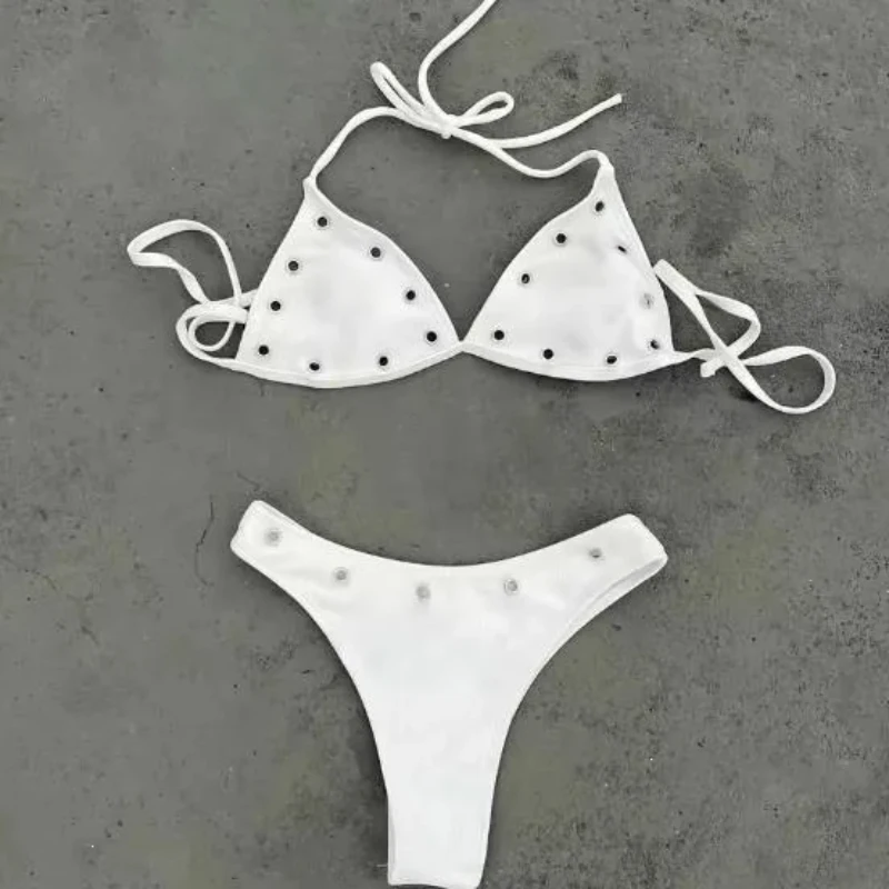 Solid Color Simple Fashion Rivet Decoration Casual Fashion Beach Holiday Split Bikini Suit American Summer Vest Briefs Two-Piece
Solid Color Simple Fashion Rivet Decoration Casual Fashion Beach Holiday Split Bikini Suit American Summer Vest Briefs Two-Piece