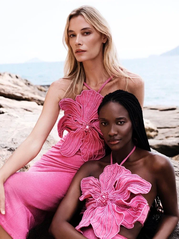 Women's Two-Piece Skirt Set Sexy Rose Red Sleeveless Flower Pearl Top + Bandage Midi Skirt Suit High Waist Long Dress Sets
Women's Two-Piece Skirt Set Sexy Rose Red Sleeveless Flower Pearl Top + Bandage Midi Skirt Suit High Waist Long Dress Sets