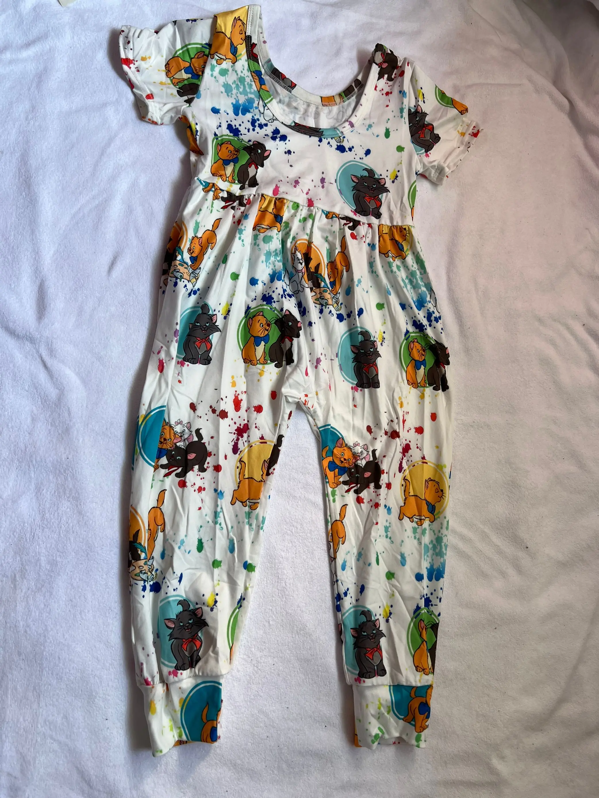 2024 Summer Newborn Baby Hot selling KITTY Cartoon Rompers For Baby Boy Pajamas Clothes Kids Onesie Fashion Baby Clothing
2024 Summer Newborn Baby Hot selling KITTY Cartoon Rompers For Baby Boy Pajamas Clothes Kids Onesie Fashion Baby Clothing