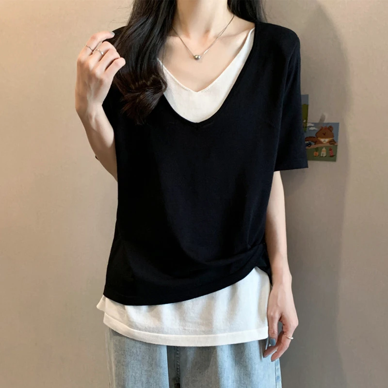 Slimming plus Size Women's Base Shirt Summer Fashion Concealed Belly High Design Sense Fake Two-Piece Top Korean Style Commute
Slimming plus Size Women's Base Shirt Summer Fashion Concealed Belly High Design Sense Fake Two-Piece Top Korean Style Commute