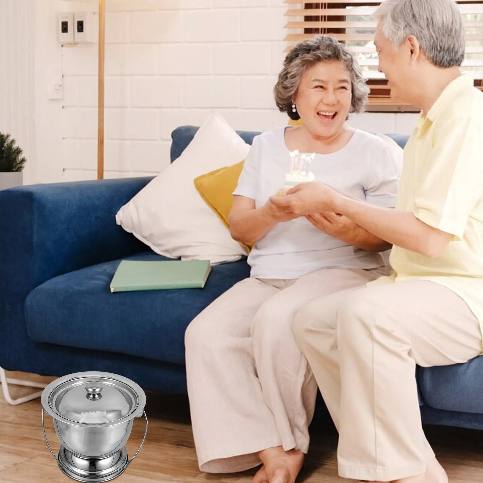 Портативный прикроватный горшок-ночной туалет из утолщенной нержавеющей стали с крышкой для взрослых и детей
Портативный прикроватный горшок-ночной туалет из утолщенной нержавеющей стали с крышкой для взрослых и детей