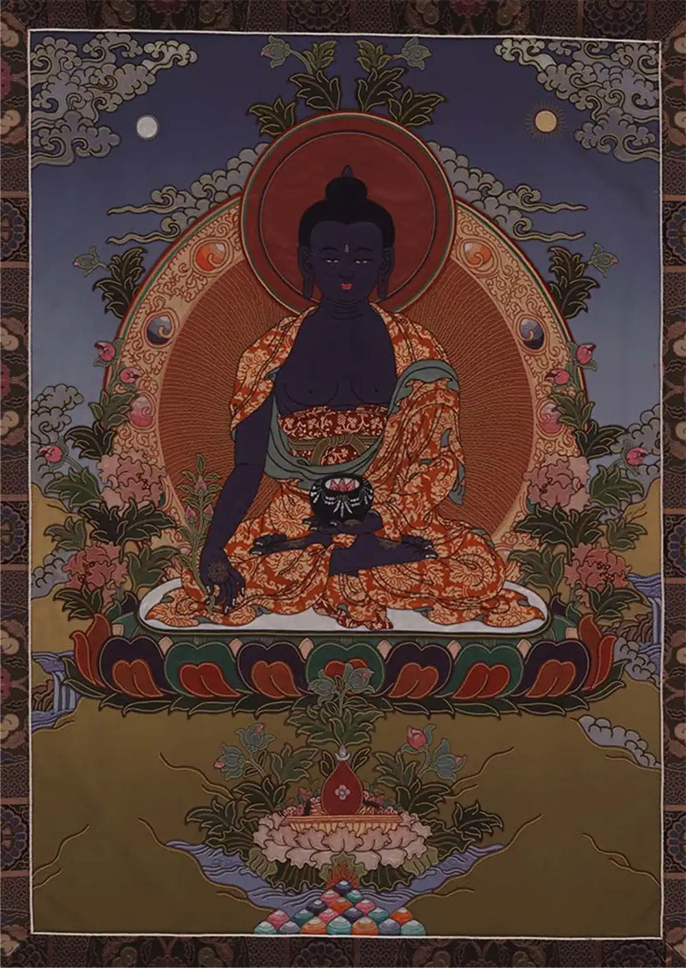 Bhaisajyaguku-Будда медицины Thangka, тибетское искусство Gandhanra, печать Жикле и ручная оправа, 47 × 32 дюйма
Bhaisajyaguku-Будда медицины Thangka, тибетское искусство Gandhanra, печать Жикле и ручная оправа, 47 × 32 дюйма
