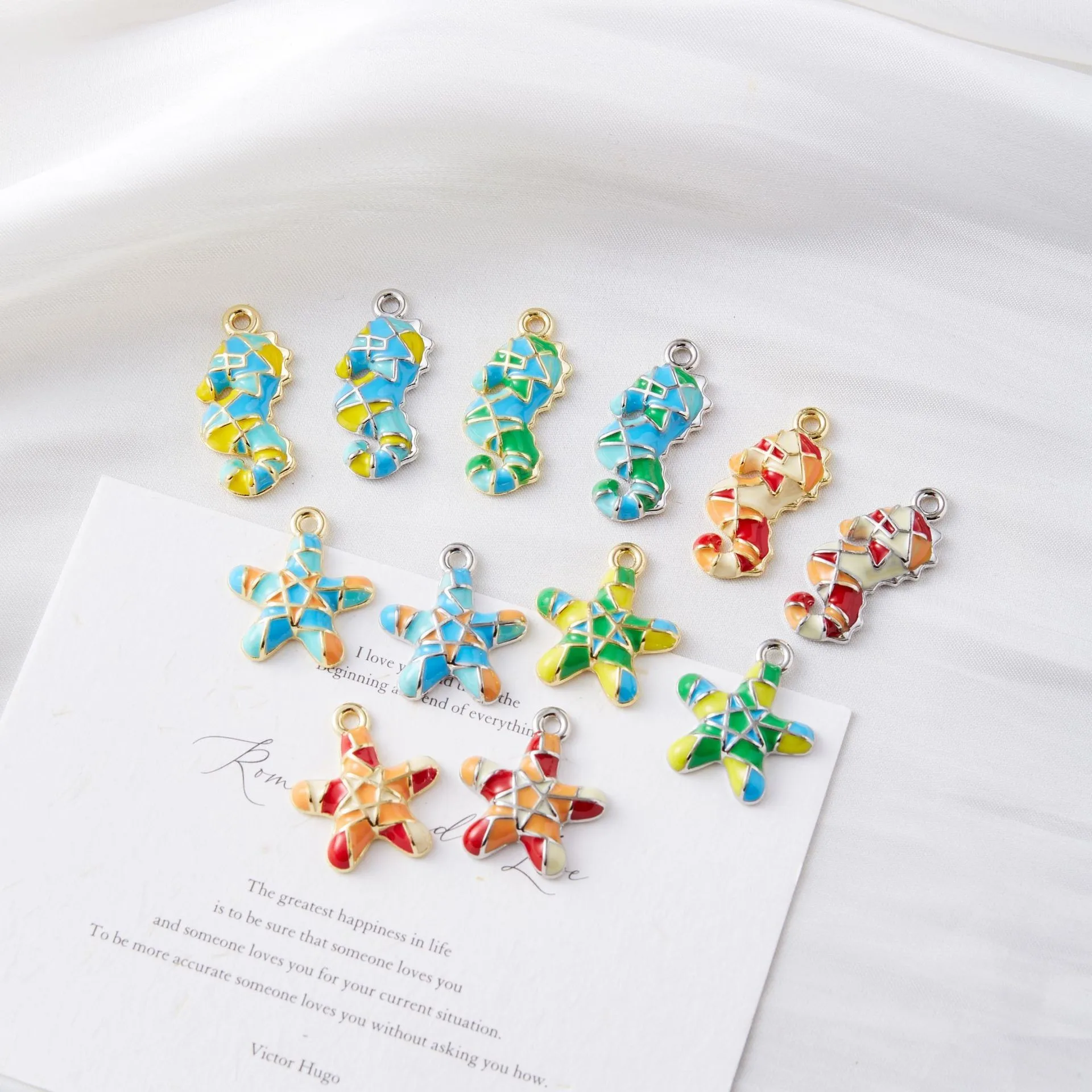 6Pcs Oil Drip Two Tone Underwater Starfish Seashell Seahorse Accessories Suitable For Necklace Pendants And Earrings
6Pcs Oil Drip Two Tone Underwater Starfish Seashell Seahorse Accessories Suitable For Necklace Pendants And Earrings