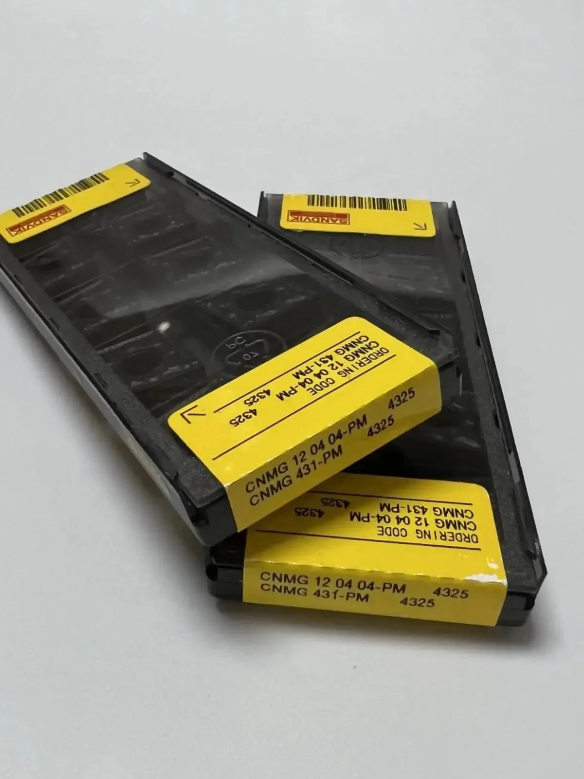 SANDVIK-Coromant / CNMG120404-PM 4325 / 10 Pcs
SANDVIK-Coromant / CNMG120404-PM 4325 / 10 Pcs