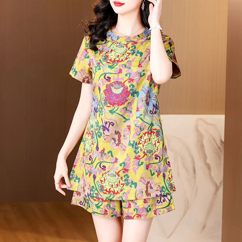 Chinese Style Design Contrasting Color Casual Suit for Women's Summer 2025 New Item Stand Up High Waisted Shorts Two-piece Set
Chinese Style Design Contrasting Color Casual Suit for Women's Summer 2025 New Item Stand Up High Waisted Shorts Two-piece Set