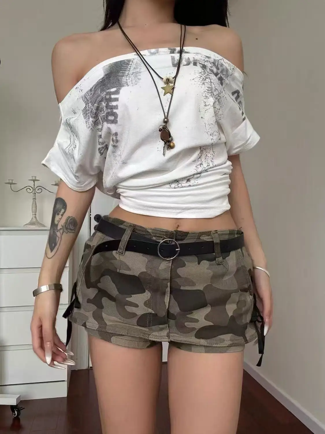 American Retro Sexy Camouflage Y2k New Mini Hot Girls Skirt For Women Gothic Punk Lace Low Waist Slim Denim Skirt Shorts
American Retro Sexy Camouflage Y2k New Mini Hot Girls Skirt For Women Gothic Punk Lace Low Waist Slim Denim Skirt Shorts